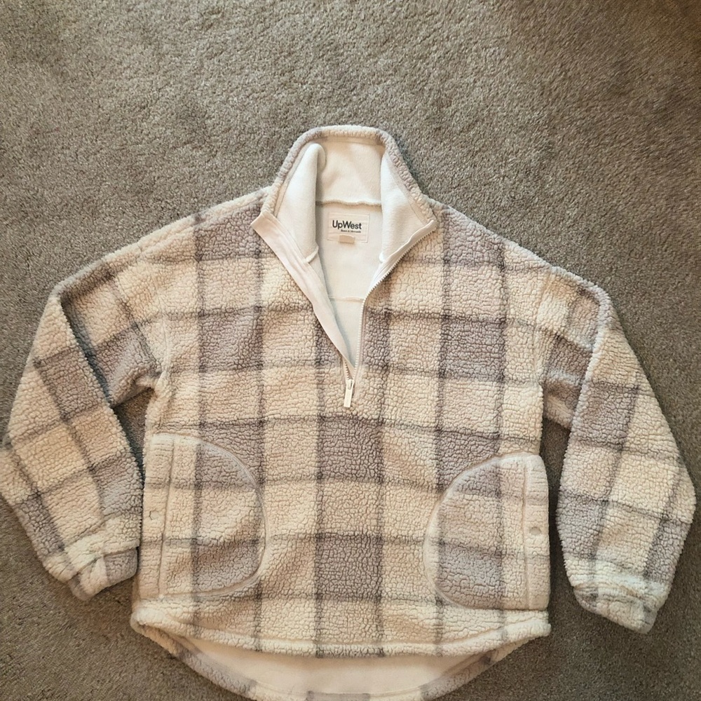 UpWest Women’s Checkered Sherpa Sweater - Cream and Gray